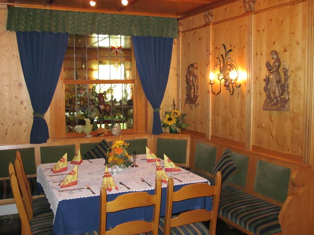 Gasthof Rodachtal Mit Gaestehaus Katharina Schwarzenbach am Wald Exteriör bild